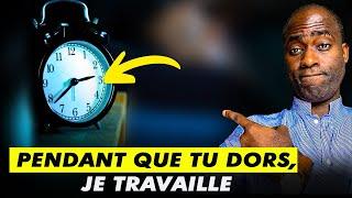 Je n'ai pas dormi cette nuit, je cherchais l'argent. Regarde